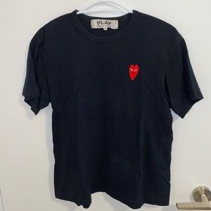 Comme de garçon play black tshirt